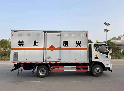 南岳爆破器材运输车